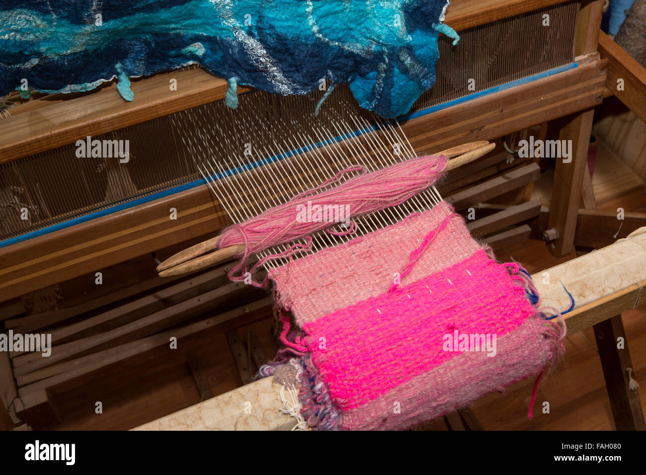 Un telaio per tessitura Foto Stock