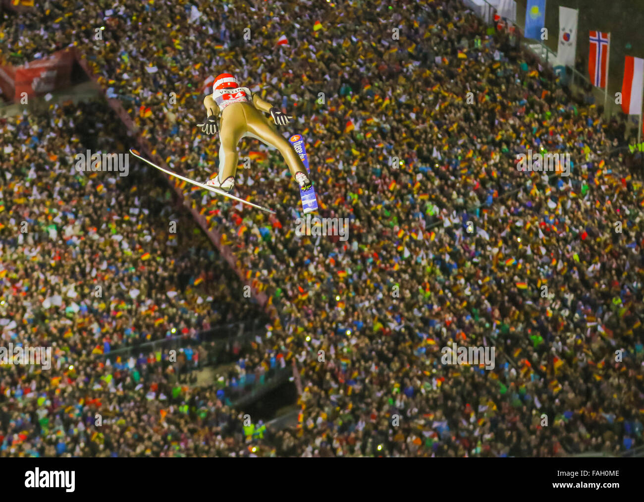 Richard FREITAG, GER in azione al Torneo delle quattro colline skijumping su dicembre 29, 2015 a Oberstdorf in Germania. © Peter Schatz / Alamy News Foto Foto Stock