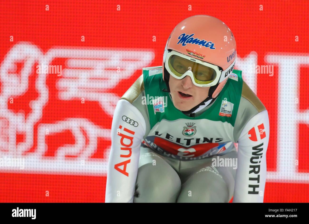 Oberstdorf, Germania. 30 Dic, 2015. Severin FREUND, GER in azione al Torneo delle quattro colline skijumping su dicembre 29, 2015 a Oberstdorf in Germania. © Peter Schatz / Alamy News Foto Foto Stock