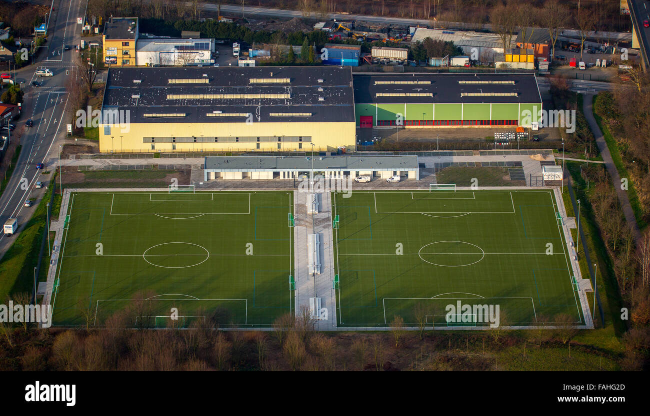 Vista aerea, campi sportivi, di allenamento per il calcio piazzole, tappeto erboso artificiale impianto sportivo Hardenbergstraße Heißen,a Mülheim an der Ruhr Foto Stock