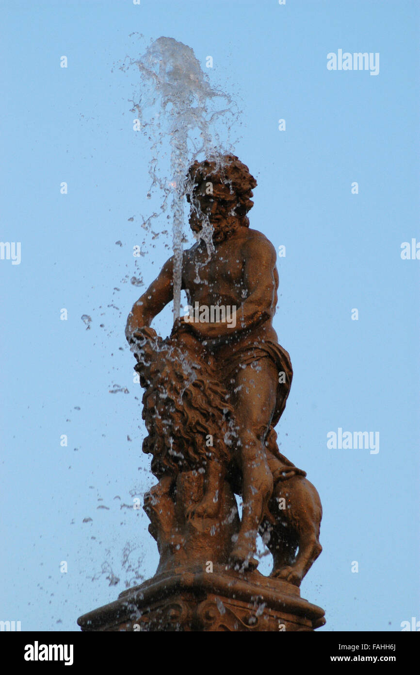 Sansone Fontana al Premysl Otakar II Square in Ceske Budejovice, Boemia del Sud, Repubblica Ceca. Foto Stock