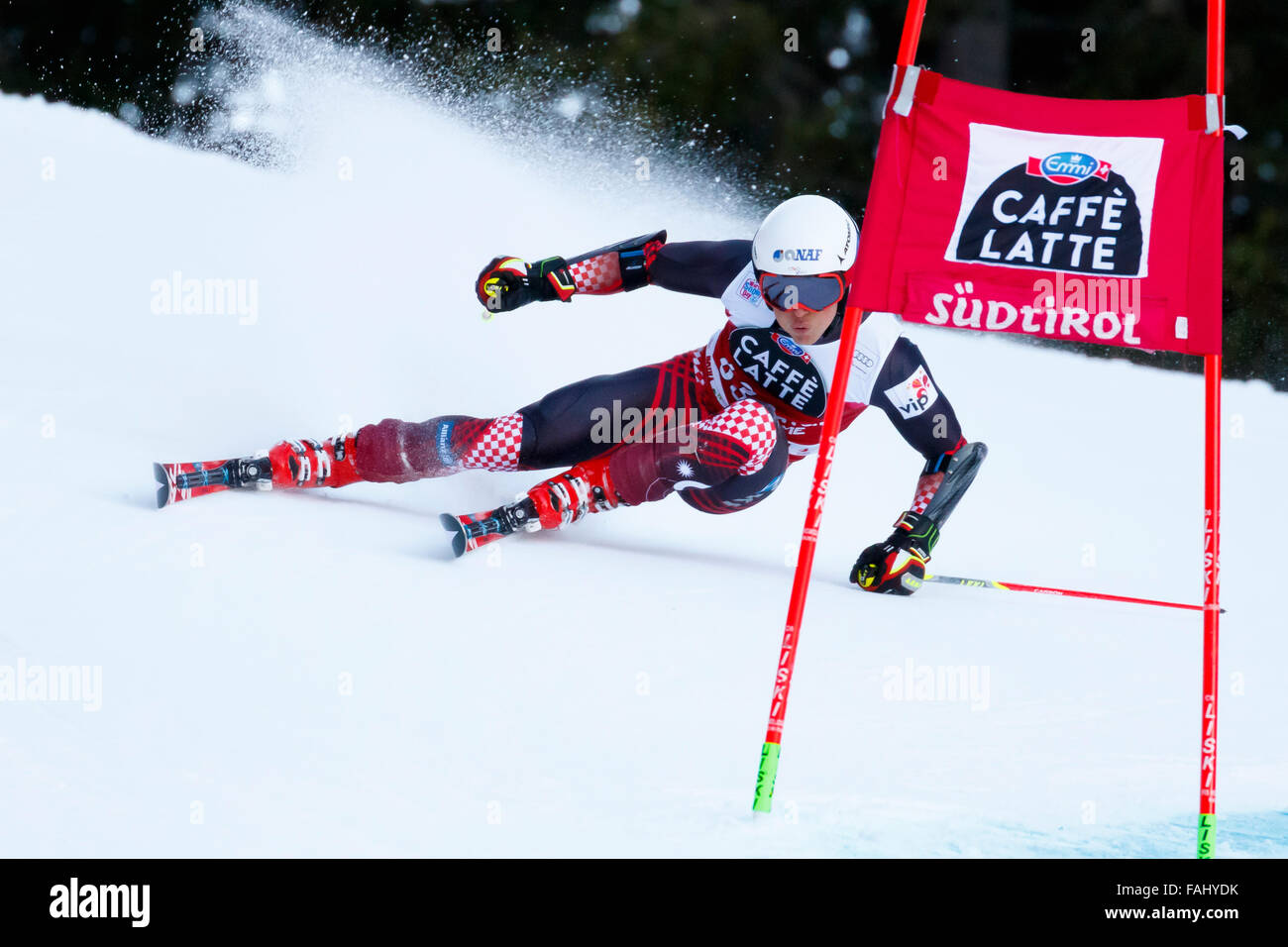 Alta Badia, Italia il 20 dicembre 2015. ULLRICH Max (CRO) competere nel Audi FIS Coppa del Mondo di Sci Alpino Slalom Gigante maschile Foto Stock