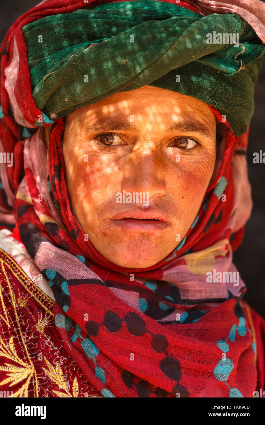 Il Nomad pastorella. Il Marocco. Il Nord Africa. Foto Stock