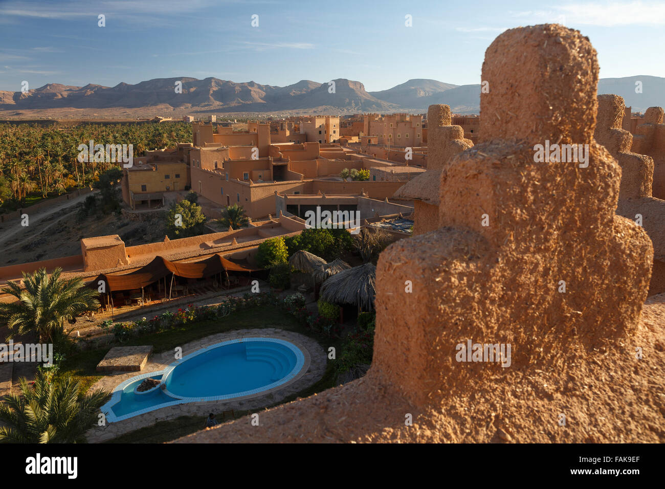 Kasbah e hotel. Nkob. Il Marocco. Il Nord Africa. Foto Stock