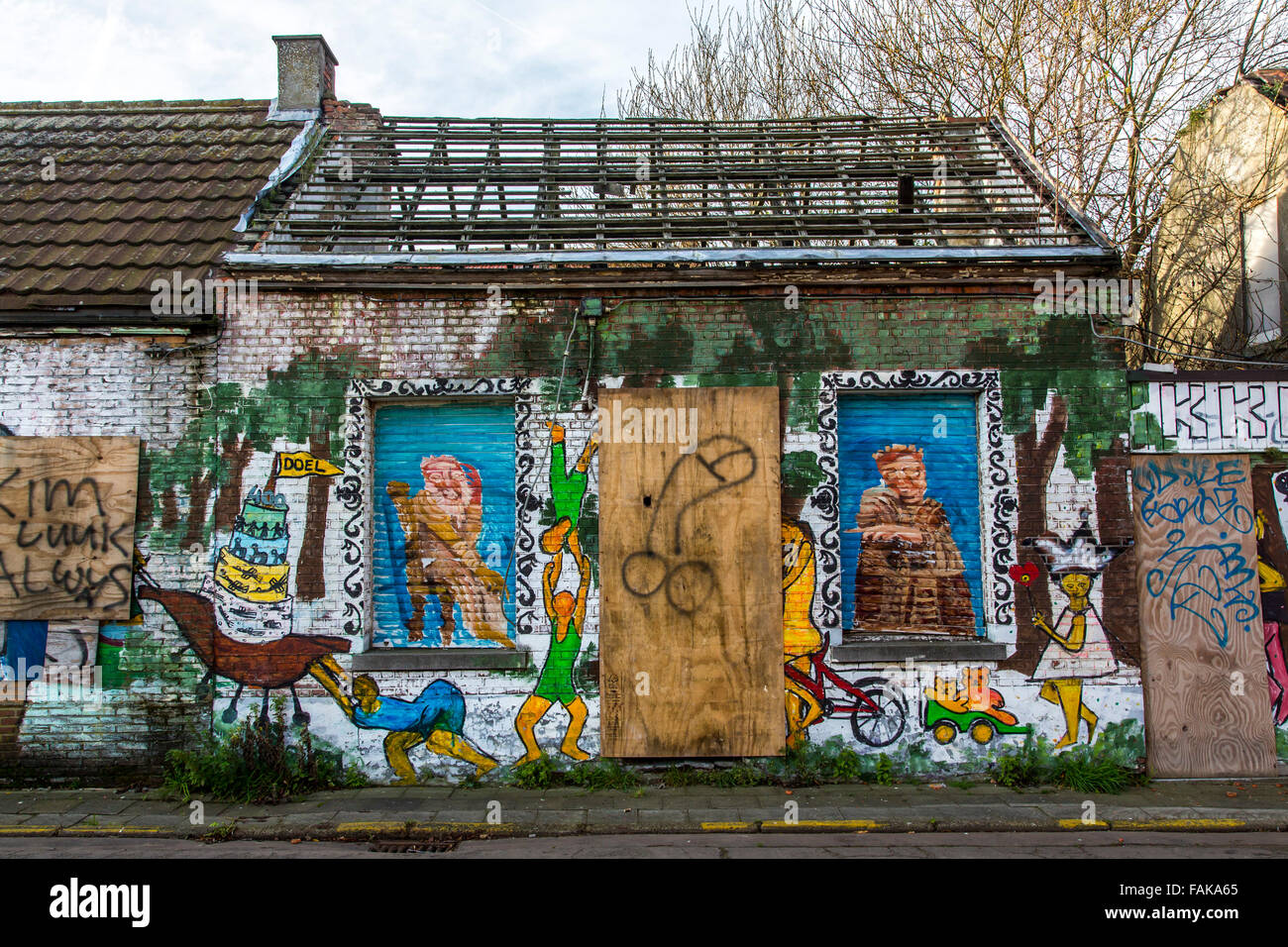 Il 'Ghost Town' Doel, nel comune di Beveren in Fiandra orientale, Belgio, sulla Schelda, Foto Stock