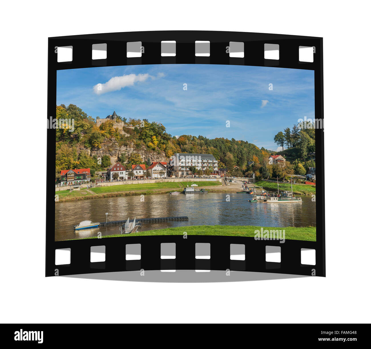 Vista sul fiume Elba per il resort per la salute di Rathen inferiore, vicino a Dresda, Sassonia, Germania, Svizzera Sassone, Europa Foto Stock