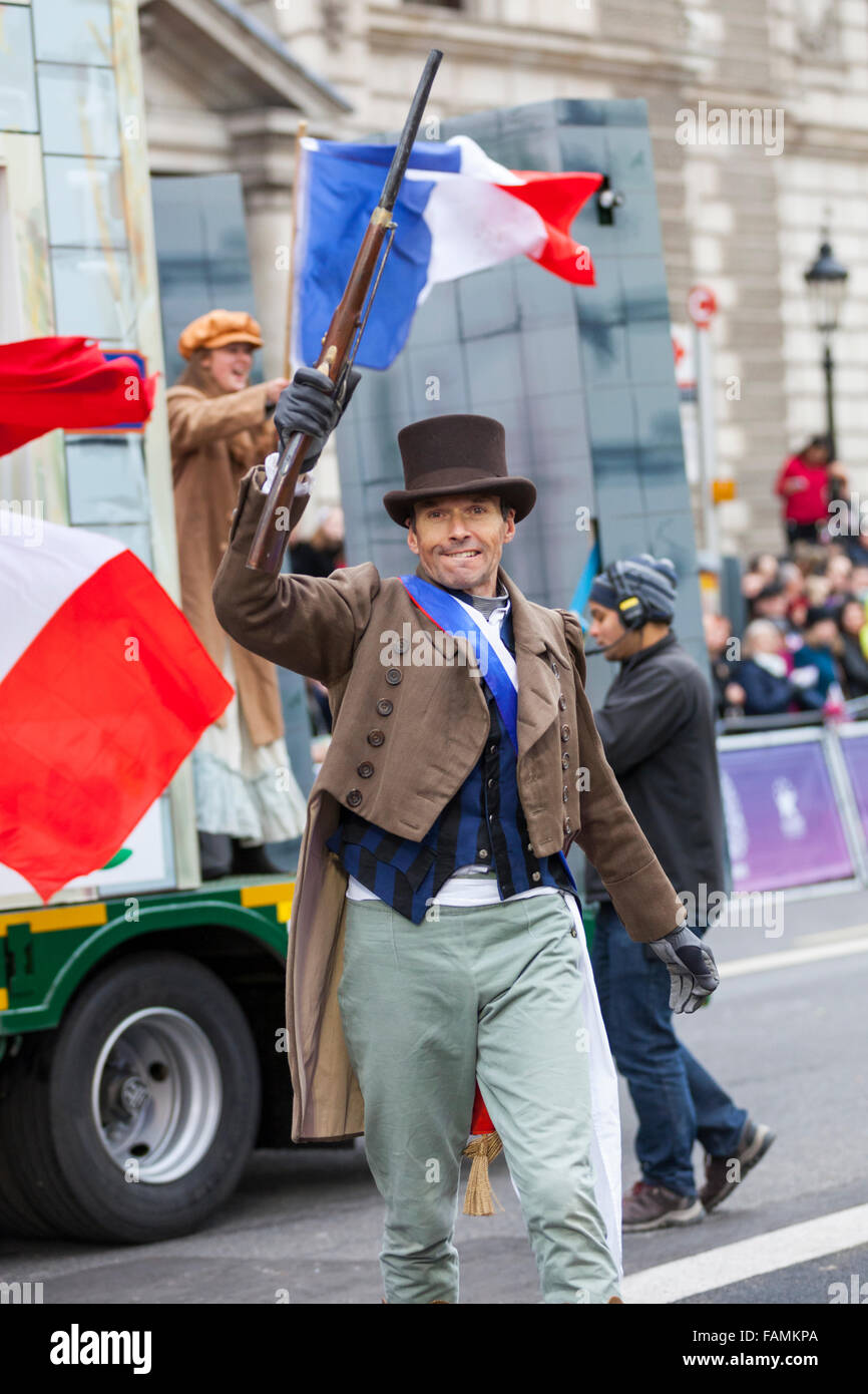 Londra, Regno Unito. Il 1 di gennaio 2016. Westminster Assessori e il personale, gli studenti e i genitori da Sylvia Giovane Scuola di teatro, eseguire '30 anni magici di Les Misérables' al trentesimo annuale di Londra il primo giorno del nuovo anno Parade, LNYDP 2016. La sfilata ha più di 8.500 artisti interpreti o esecutori in rappresentanza di 20 paesi in tutto il mondo, compresi Marching Band, cheerleaders, clown, acrobati e i rappresentanti della London Boroughs. Credito: Imageplotter/Alamy Live News Foto Stock