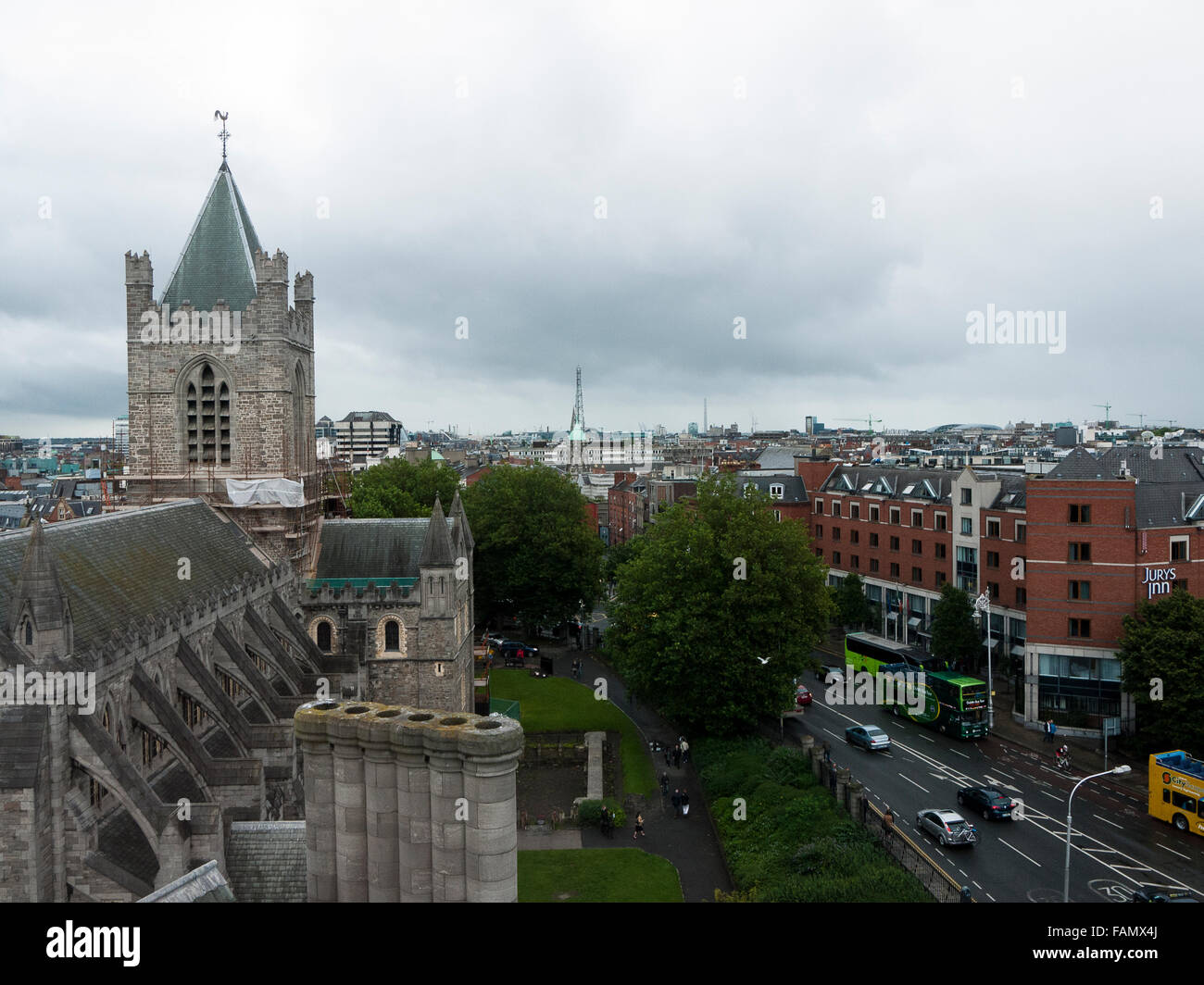 Vista della cattedrale di Christ Church, Dublino dal museo Dublinia Foto Stock