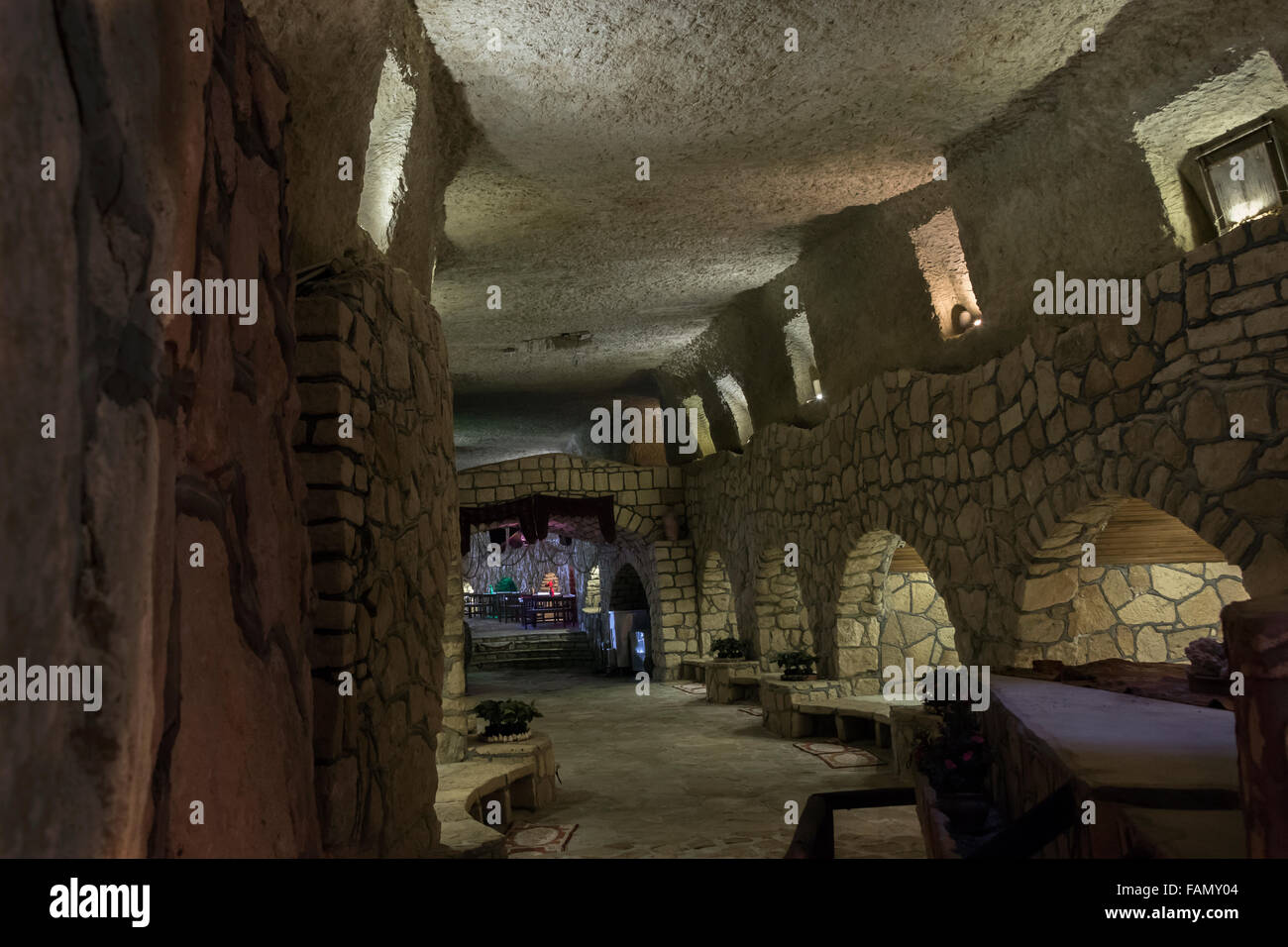 Ristorante dell'acquedotto sotterraneo (Kariz), Kish Island, Iran Foto Stock