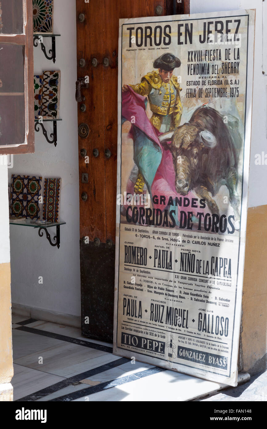 Poster per una corrida a Jerez in un negozio a Siviglia, in Andalusia, Spagna Foto Stock