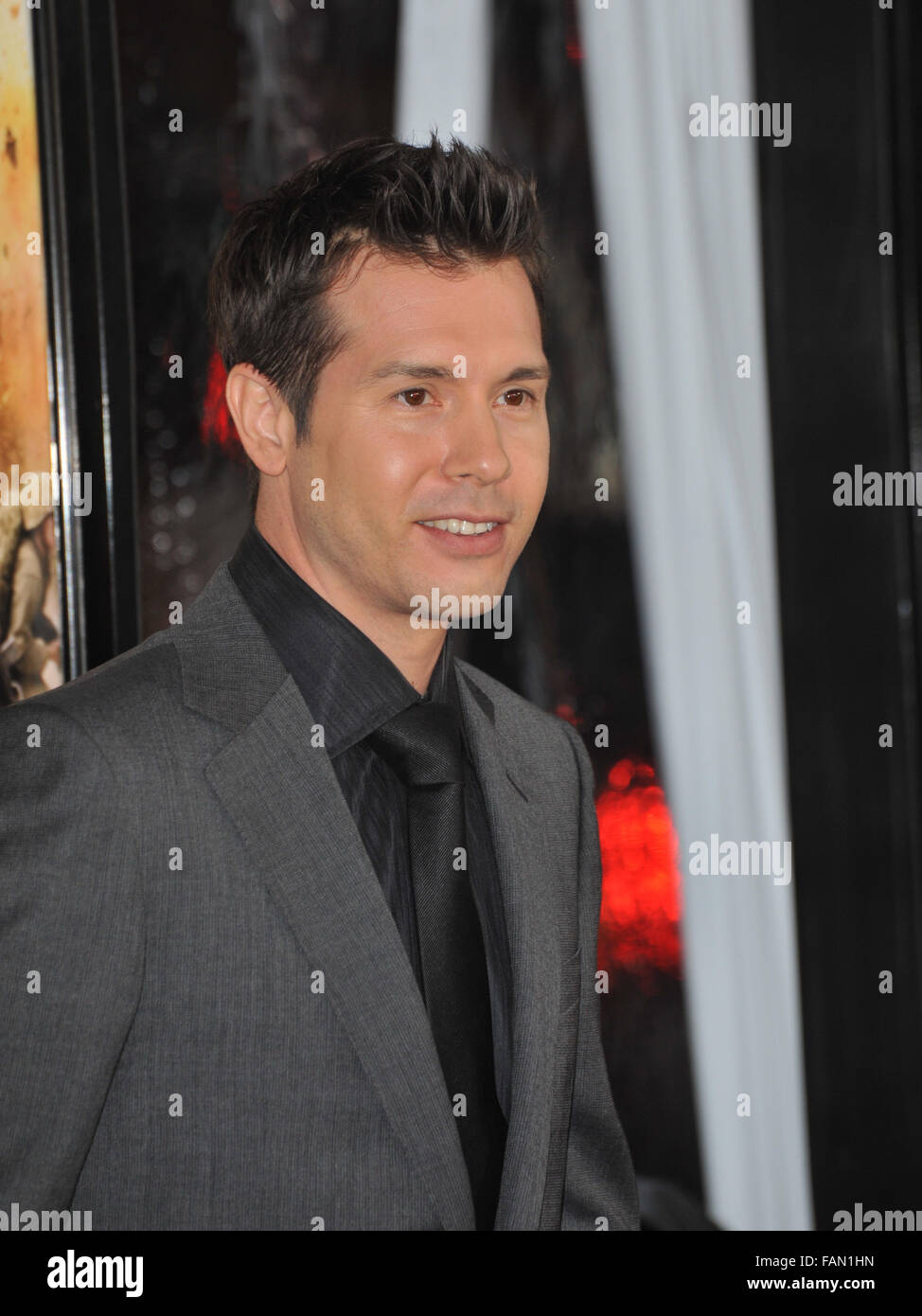 LOS ANGELES, CA - Febbraio 24, 2010: Jon Seda alla premiere della sua nuova miniserie HBO " pacifico " a Grauman's Chinese Theater di Hollywood. Foto Stock