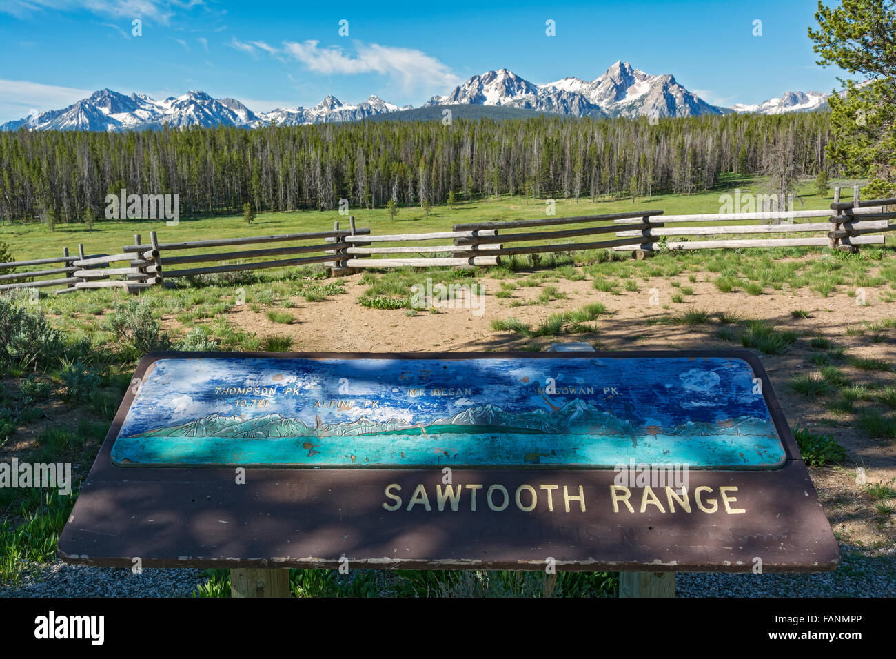 Idaho, gamma a dente di sega di montagne, in legno intagliato mappa, split cancellata Foto Stock