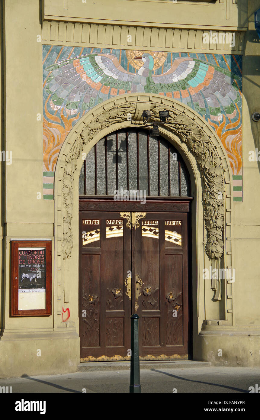 Porta di ingresso Hlahol edificio Art Nouveau di Praga, Foto Stock