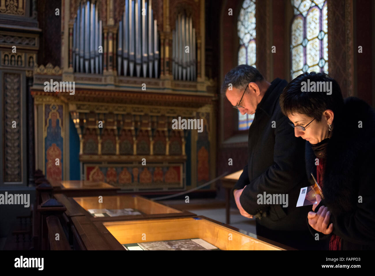 Il Museo ebraico di Praga. Sinagoga Spagnola. Senza dubbio una delle grandi attrazioni che troverete sul banco degli ebrei Q Foto Stock