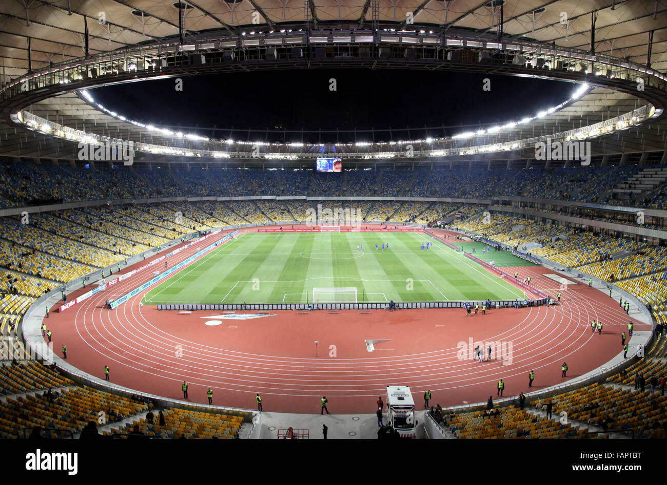 Vista panoramica dello Stadio Olimpico (NSC Olimpiysky) cordiale durante la partita di calcio tra Ucraina e Germania Foto Stock