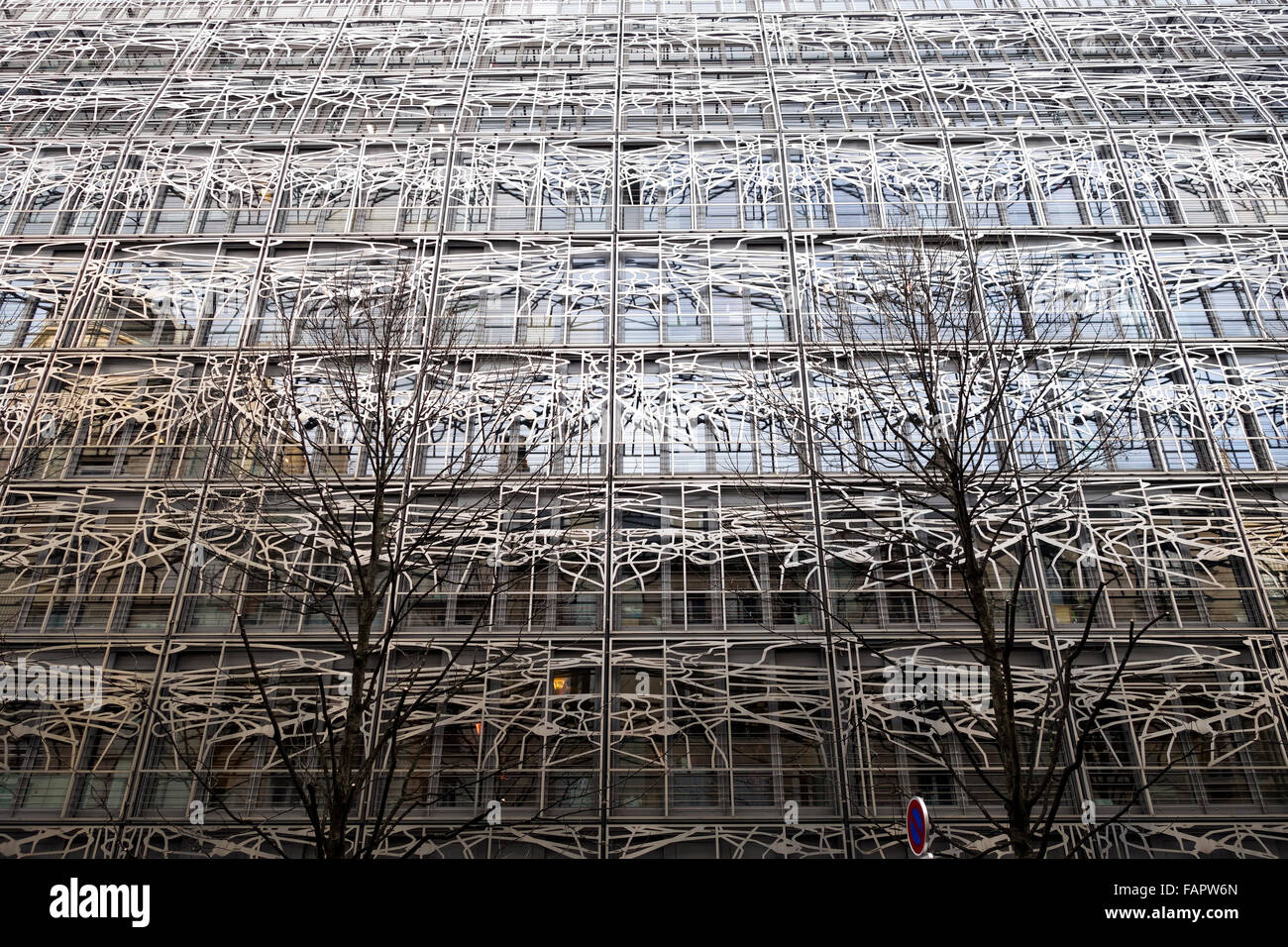 Decorazione in metallo in stile Art Nouveau, sulla costruzione di Ministero della Cultura e della comunicazione, Parigi, Francia. Foto Stock