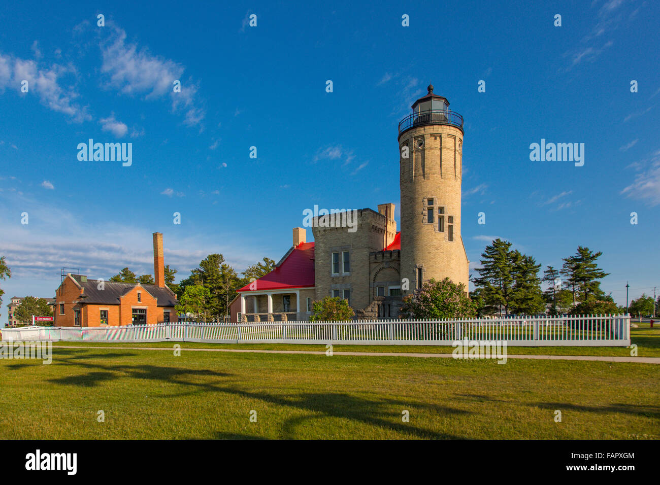 Centro storico di Mackinac Point Lighthouse in Michilimackinac parco dello stato in Mackinaw City Michigan Foto Stock