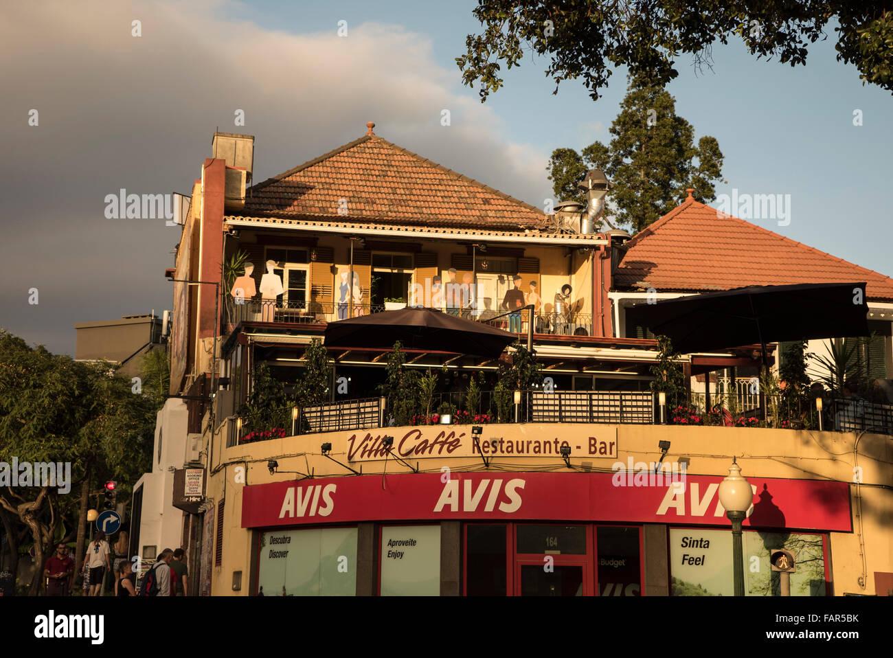 Madeira - Villa cafe ristorante bar e noleggio auto AVIS. Foto Stock