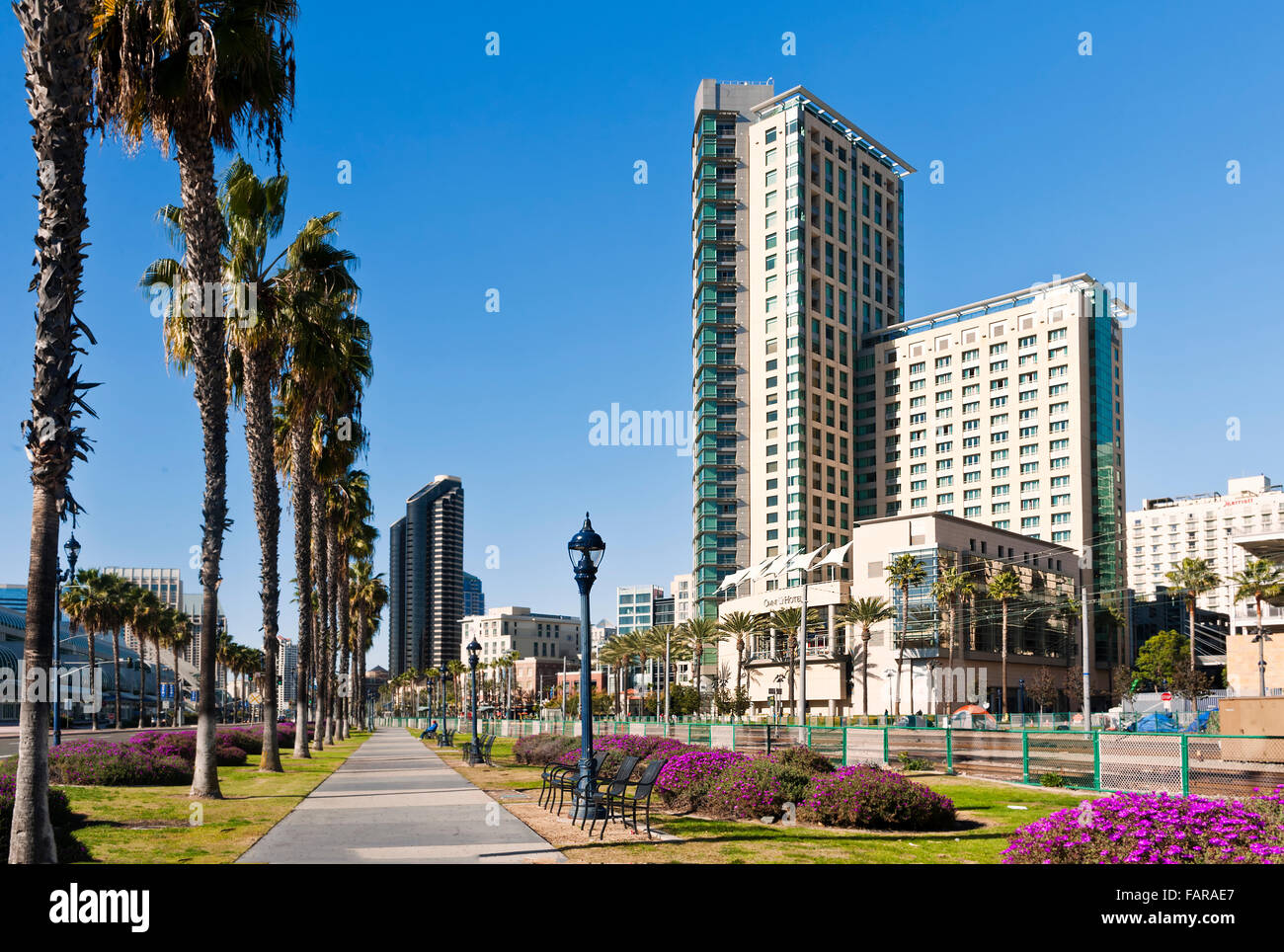 Downtown city scape con la Omni Hotel in San Diego California Foto Stock