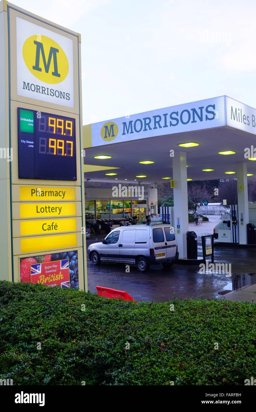 La benzina e il gasolio sotto £1.00 Foto Stock