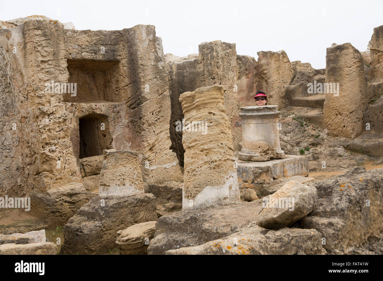 Cipro, Pafos, le Tombe dei Re, il turista. Foto Stock