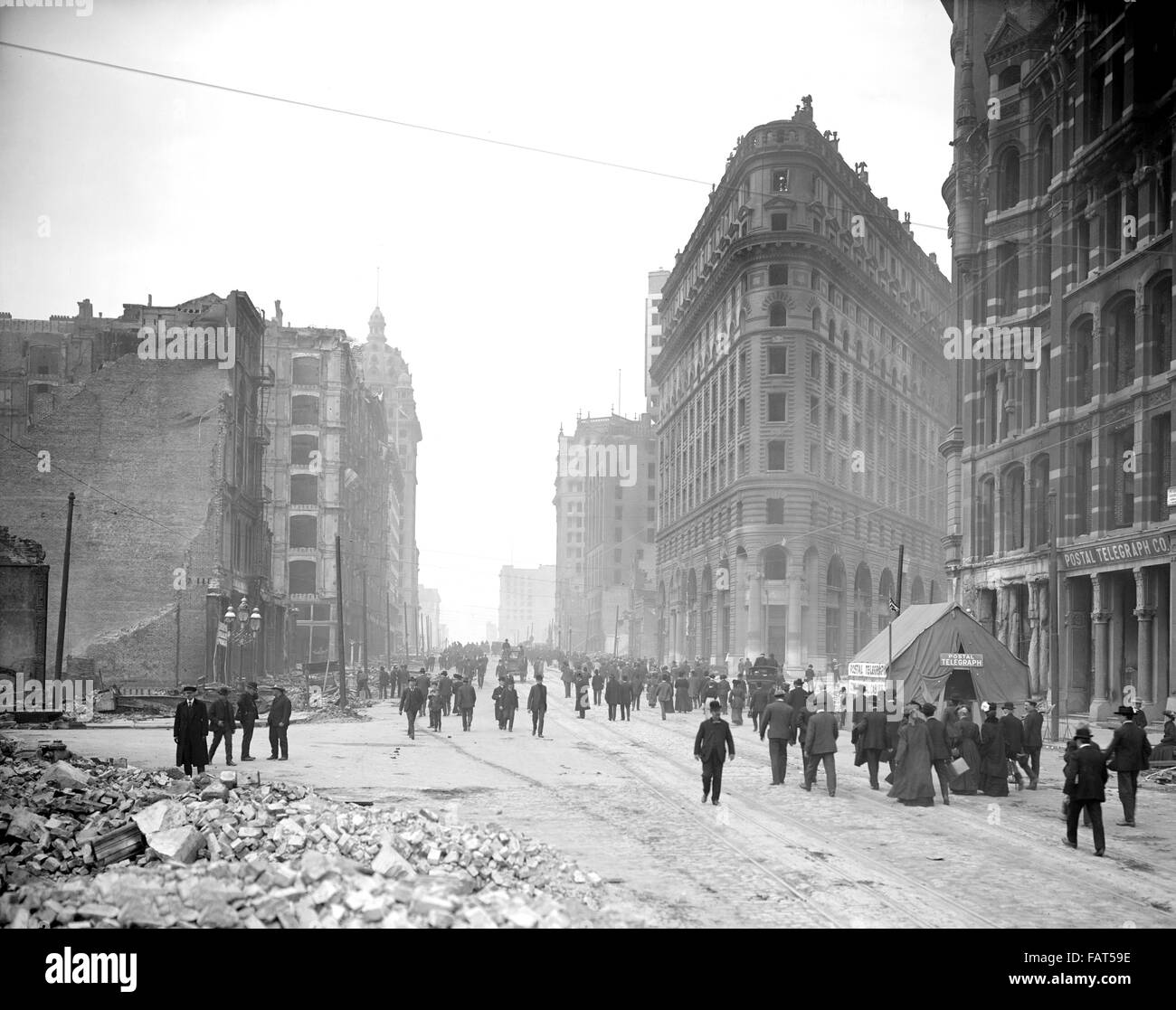 Il mercato di Santa da Montgomery St., dopo il terremoto di San Francisco, California, USA, circa 1906 Foto Stock