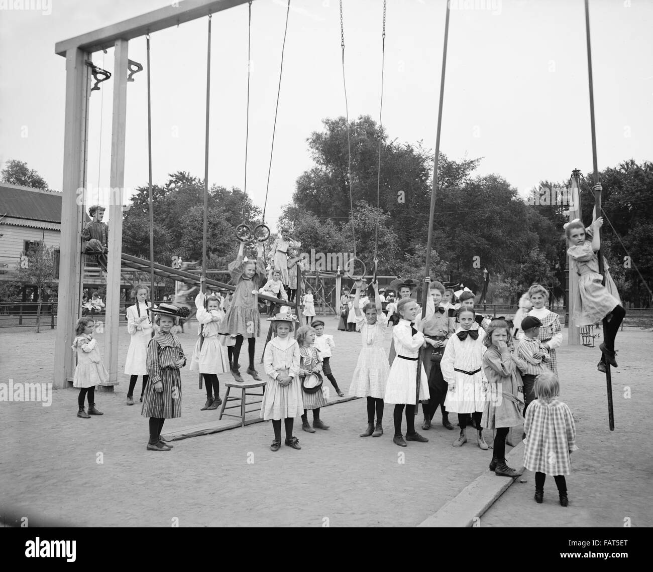 Ragazze' Parco giochi, Harriet Island, St. Paul, Minnesota, USA, 1905 Foto Stock