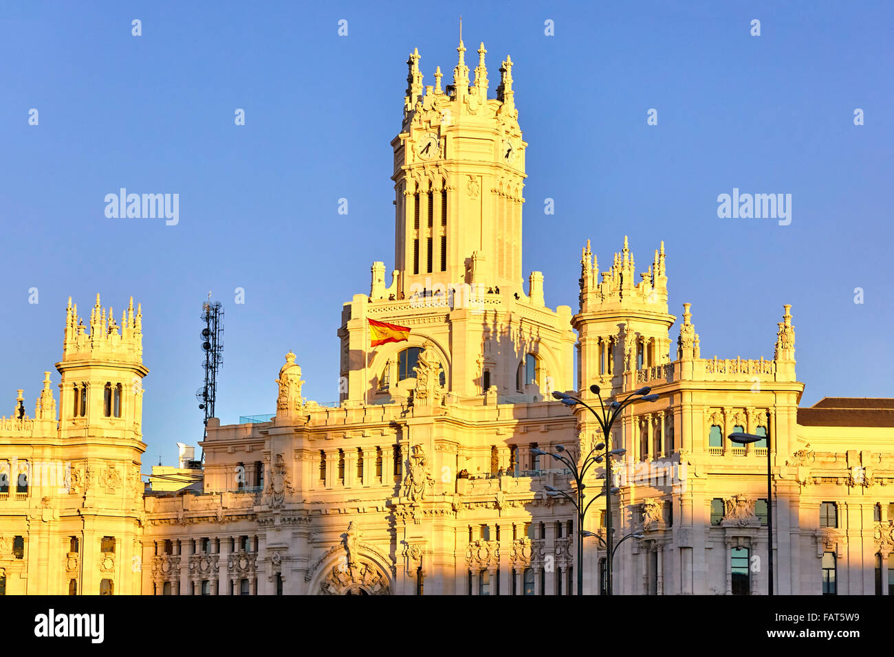 Madrid city hall nella sua nuova posizione,l'Cibele Palace, precedentemente noto come il palazzo della comunicazione, una volta che la sede centrale della posta Foto Stock