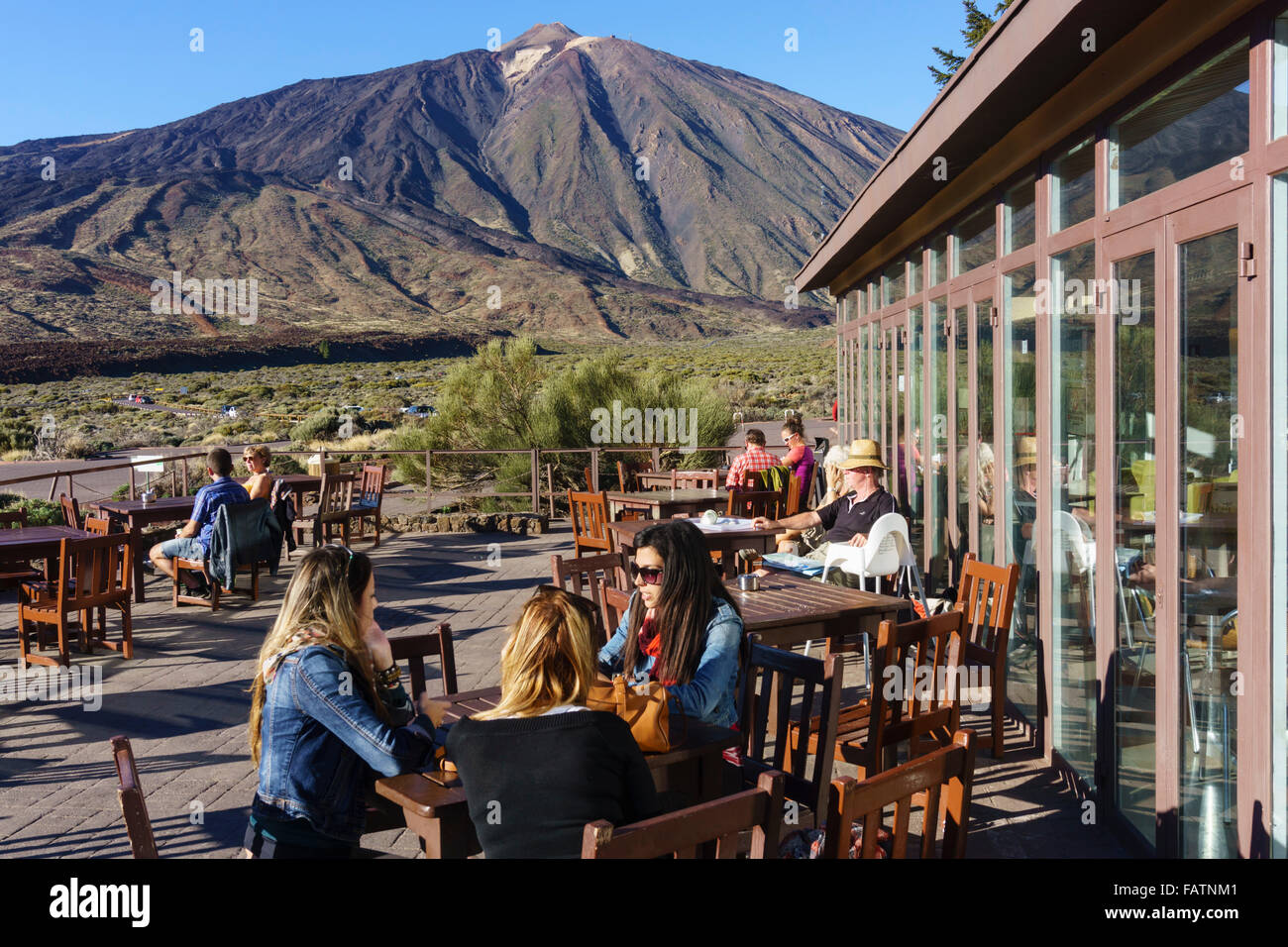 Tenerife, Isole Canarie - Monte Parco Nazionale del Teide. Parador de Canadas del Teide vicino a Roques de Garcia. Foto Stock