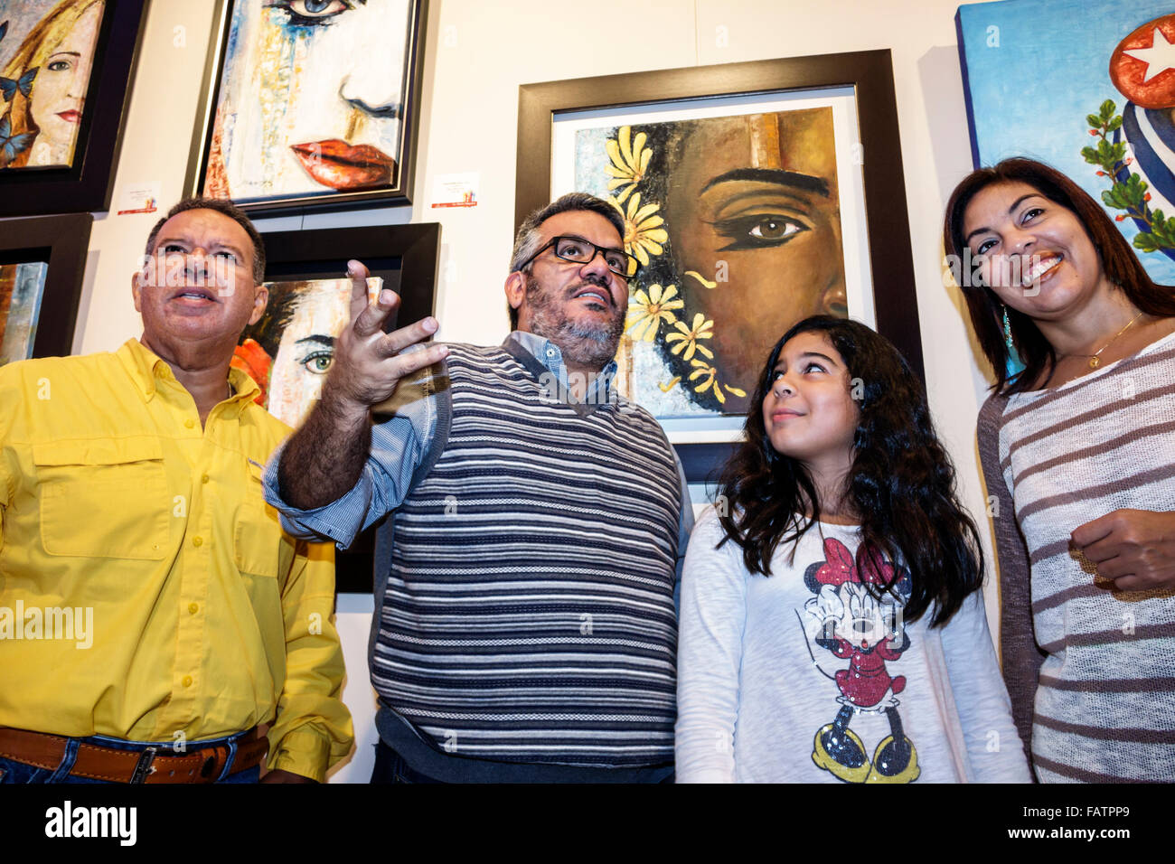 Florida Hialeah, Milander Center for Arts & Entertainment, centro, interno, la mano Hispana, spettacolo, gallerie d'arte, arte, notte di apertura, Hispa Foto Stock