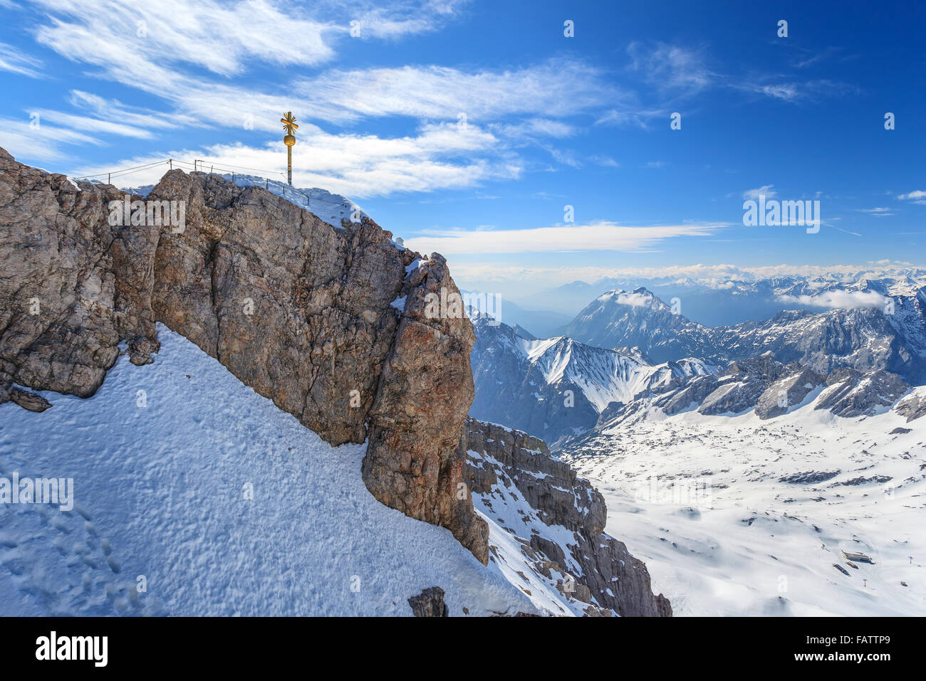 Paesaggio invernale delle Alpi Alpine in montagna Zugspitze top della Germania Foto Stock