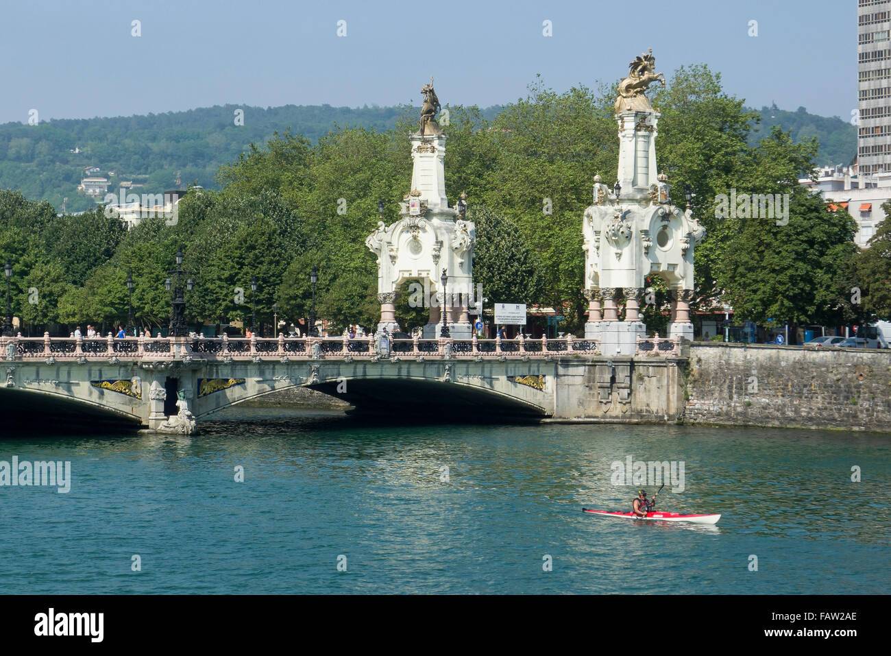 Maria Cristina ponte sul Rio dell'Urumea, Donostia-San Sebastián, Gipuzkoa, Paesi Baschi Foto Stock