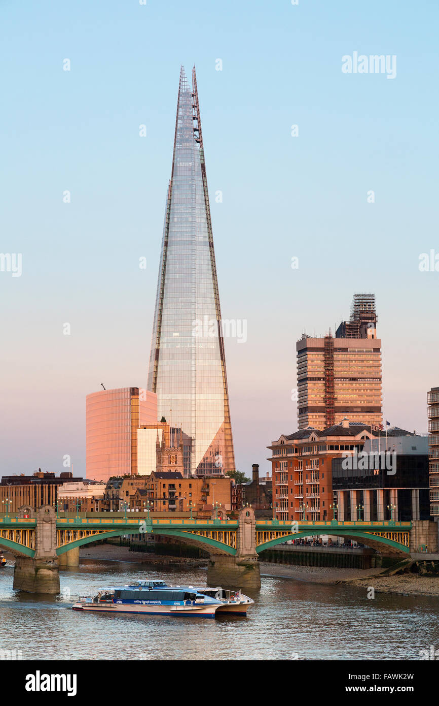 Londra, Shard al tramonto Foto Stock