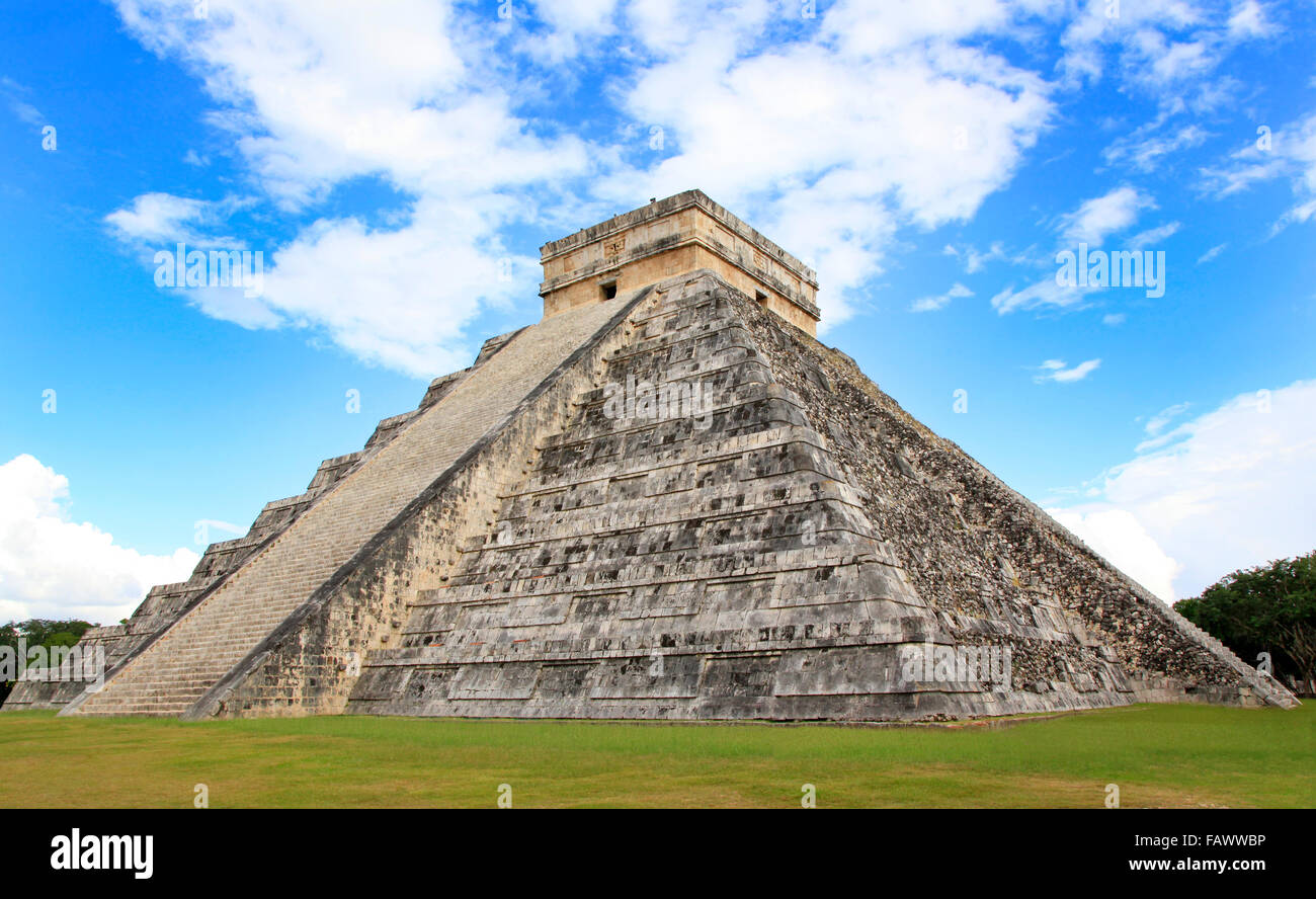 La Piramide Maya di Kukulcan in Chichen-Itza (Chichen Itza), Messico Foto Stock