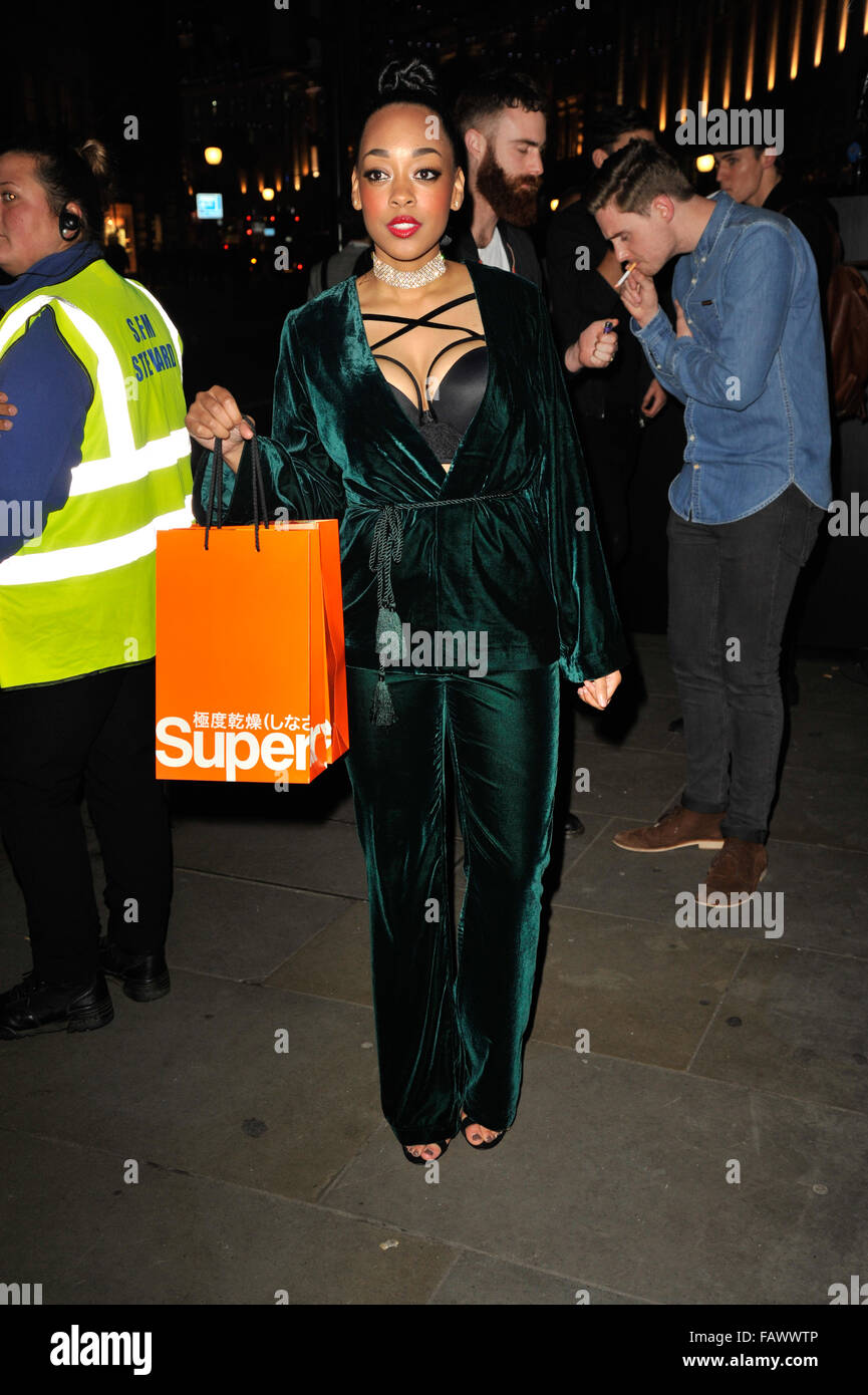 SuperDry lanciare il loro nuovo A/W 15 premium menswear collection del SuperDry flagship store su Regent Street con: Imani 'Ginny' Evans dove: Londra, Regno Unito quando: 26 Nov 2015 Foto Stock
