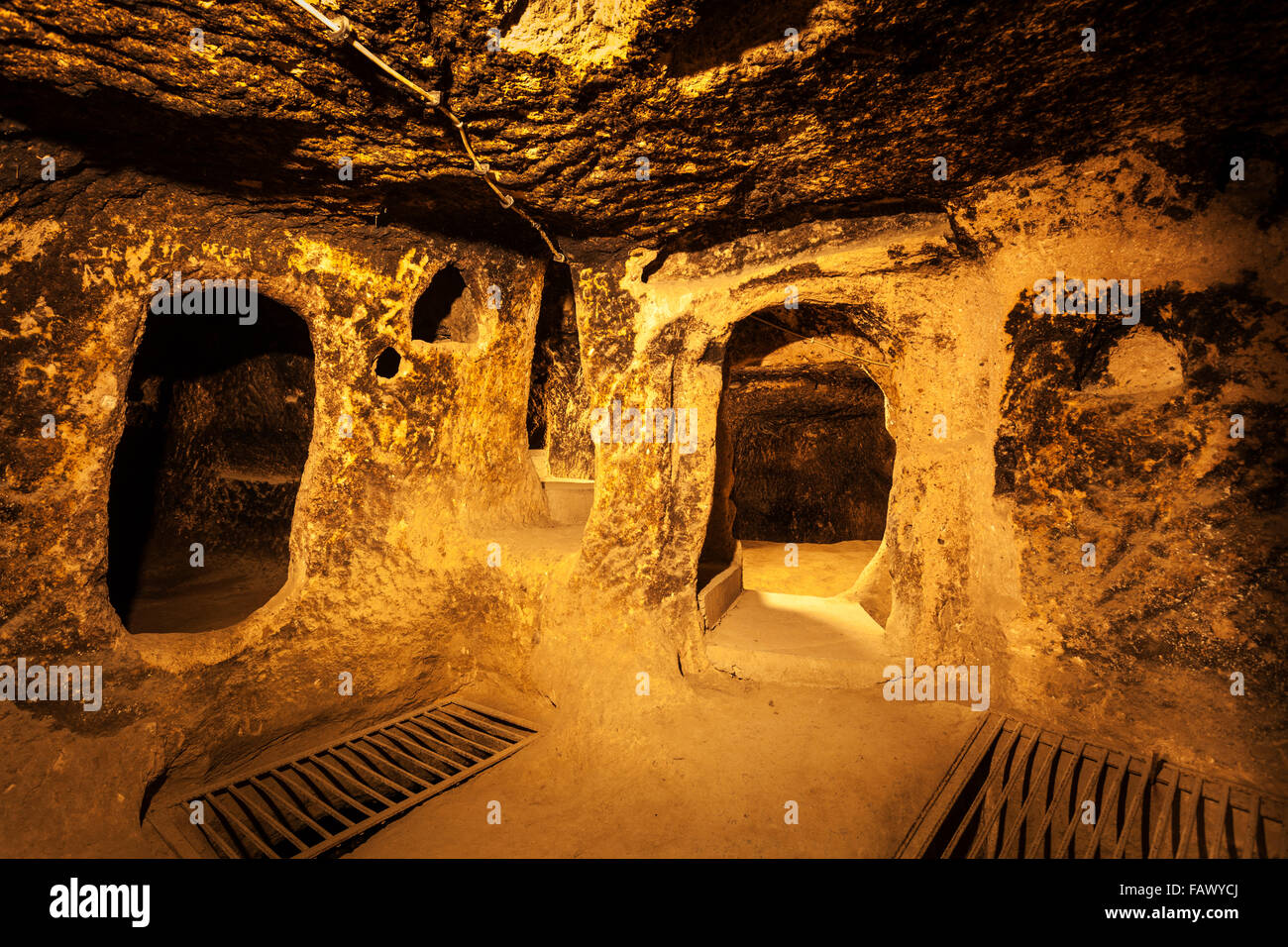 Le gallerie e le grotte di Kaymakli la città sotterranea; Kaymakli, Turchia Foto Stock