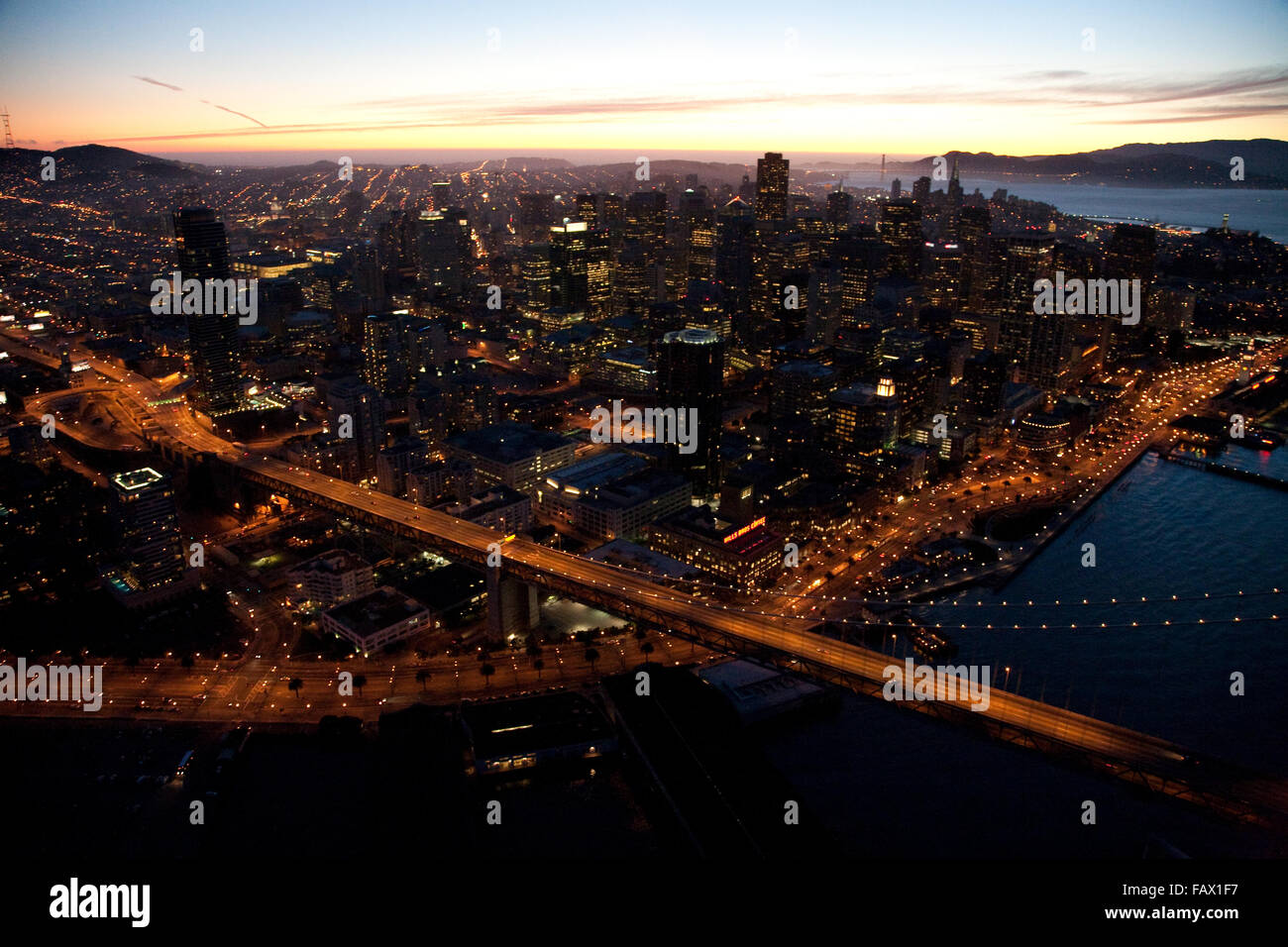 San Francisco vista aerea di notte Foto Stock
