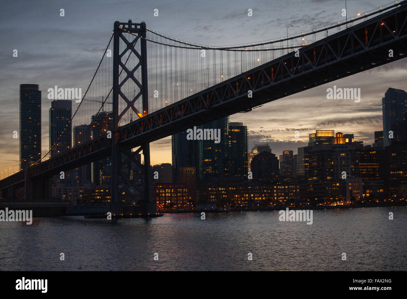 San Francisco e il Ponte della Baia Foto Stock