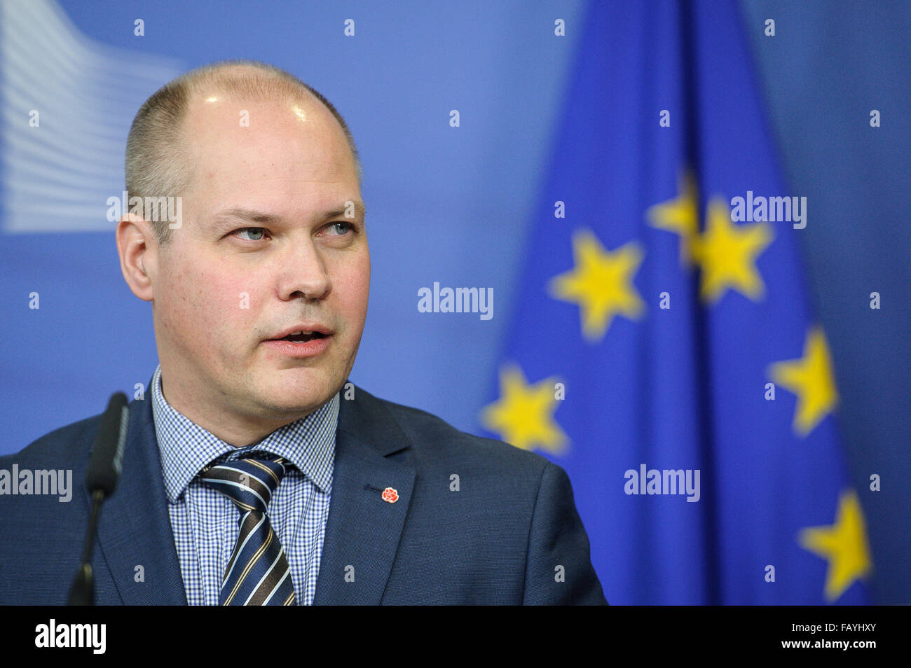 Bruxelles, Belgio. 6 gennaio, 2016. Morgan JOHANSSON Ministro per la giustizia e per la migrazione nel governo svedese tiene una conferenza stampa sull'area Schengen problemi alla sede centrale della Commissione europea di Bruxelles in Belgio sul credito 06.01.2016: dpa picture alliance/Alamy Live News Foto Stock