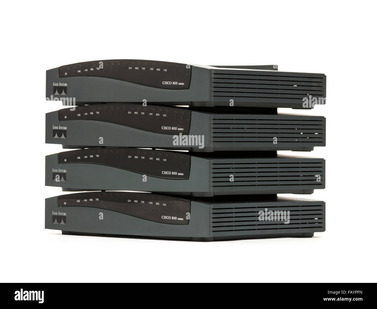 Stack di switch Cisco serie 800 i router di office Foto stock - Alamy