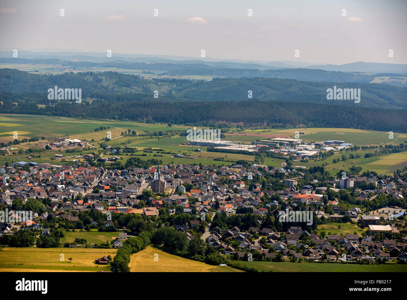 Vista aerea, guardando da ovest di Medebach, Medebach, Sauerland, Renania settentrionale-Vestfalia, Germania, Europa, vista aerea, Foto Stock