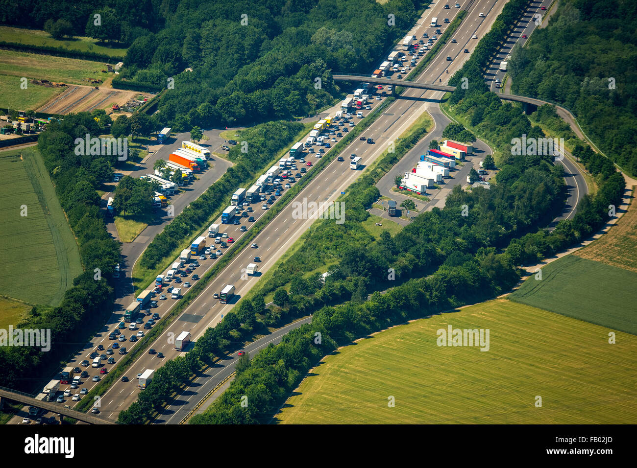 Vista aerea, area di riposo Reussthonk Heide sull'autostrada A3, parcheggio autostradale, svincolo sull'autostrada A3 in direzione Köln Leverkusen, Foto Stock