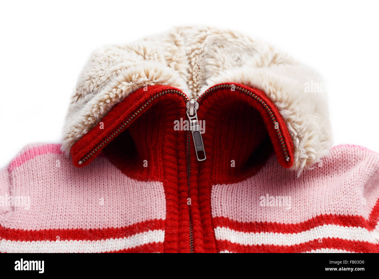 Maglia di lana felpa con cerniera lampo turtleneck closeup su sfondo bianco Foto Stock