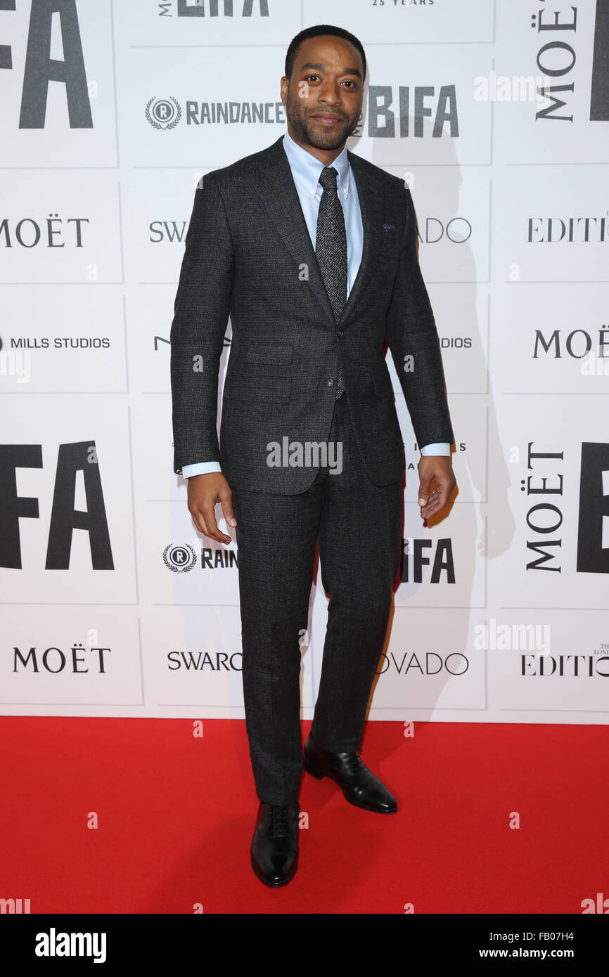 Moet British Independent Film Awards 2015 tenutosi presso il vecchio mercato di Billingsgate - Arrivi con: Chiwetel Ejiofor dove: Londra, Regno Unito quando: 06 Dic 2015 Foto Stock