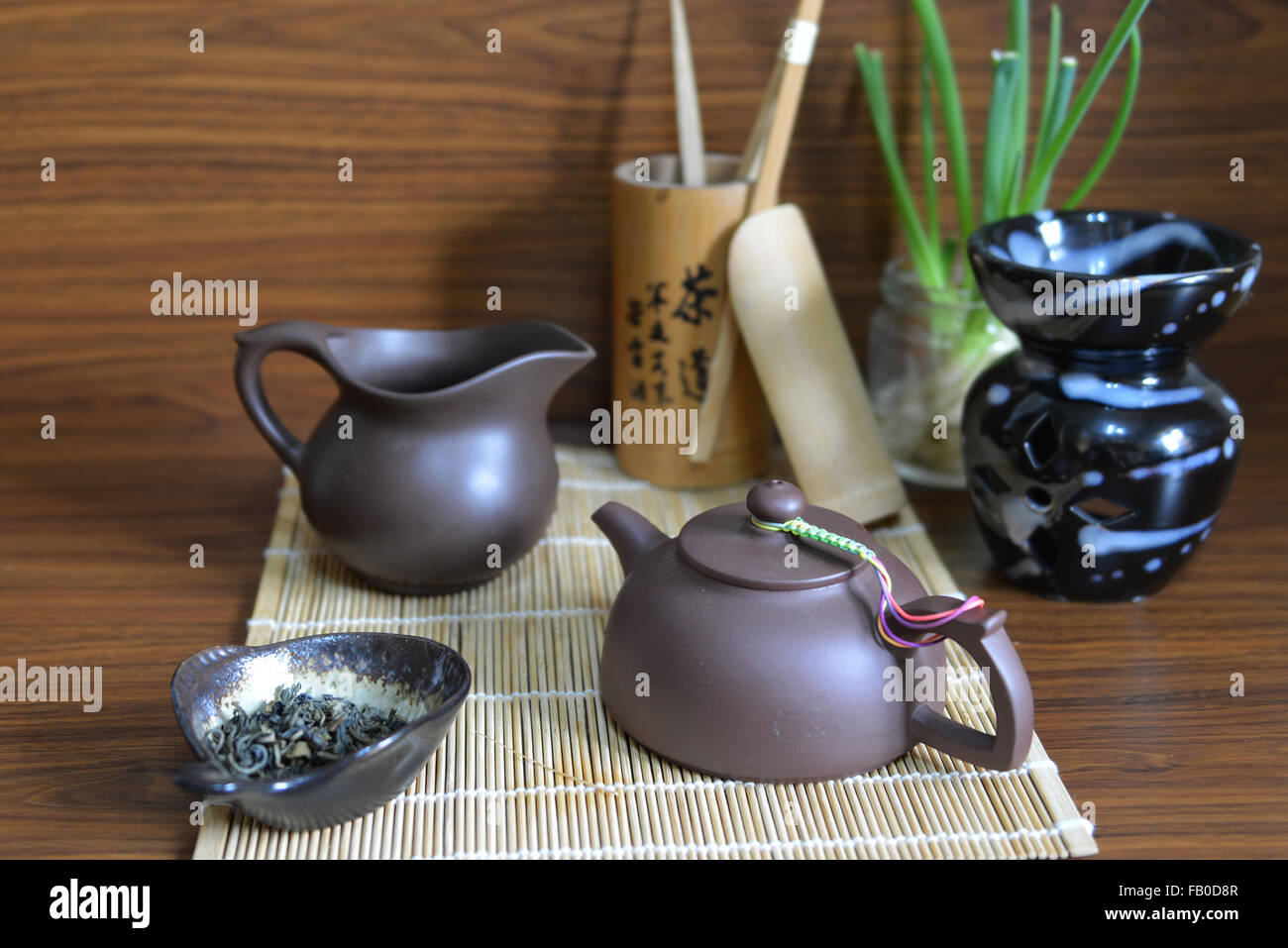 Tazza di tè, Cina, porcellana,le foglie di tè Foto Stock