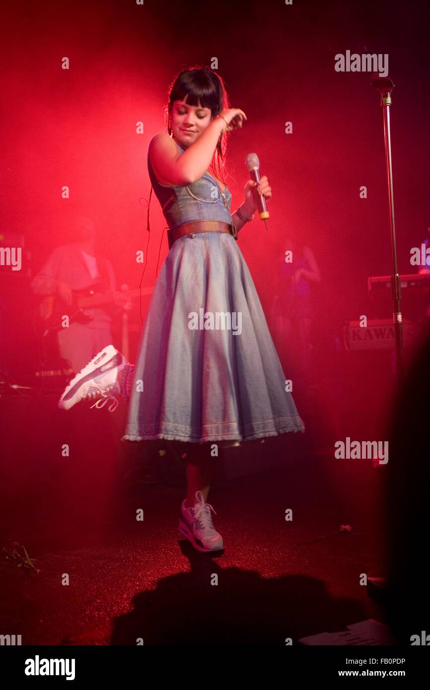 Lilly Allen in concerto presso il Plug in Sheffield Foto Stock