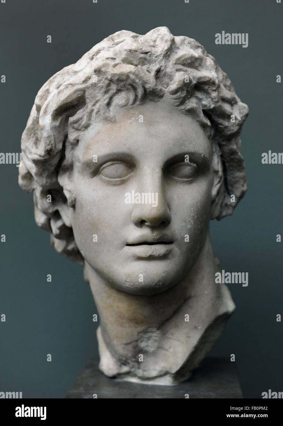 Alessandro il Grande (356-323 a.C.). Re di Macedonia. Ritratto. Marmo, da Alessandria, Ny Carlsberg Glyptotek di Copenaghen. Foto Stock