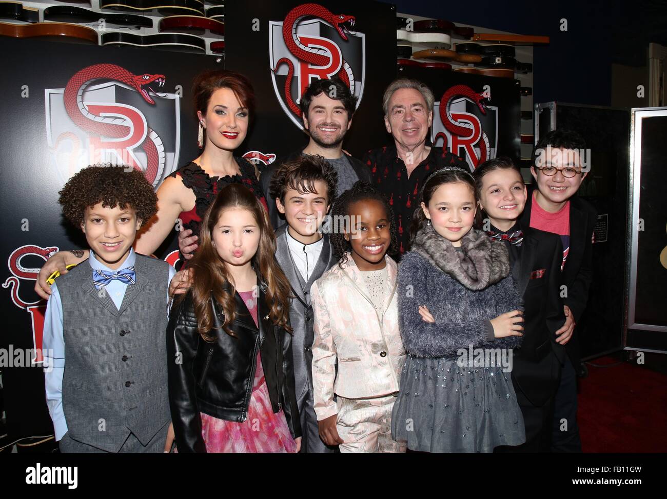 Serata di Apertura party per il musical di Broadway School of Rock all'Hard Rock Cafe - Arrivi. Dotato di: Sierra Boggess, Alex Brightman, Andrew Lloyd Webber, Brandon Niederauer, Carly Gendell, Dante Melucci, Bobbi Mackenzie, Jared Parker, Isabella Russo, Luc Foto Stock