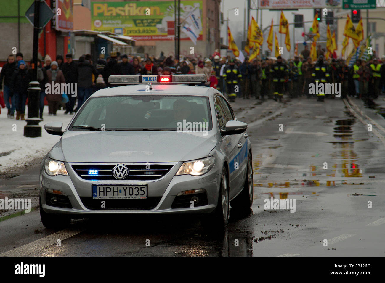 Di guardie del corpo di polizia marzo per la festa dei tre re Foto Stock