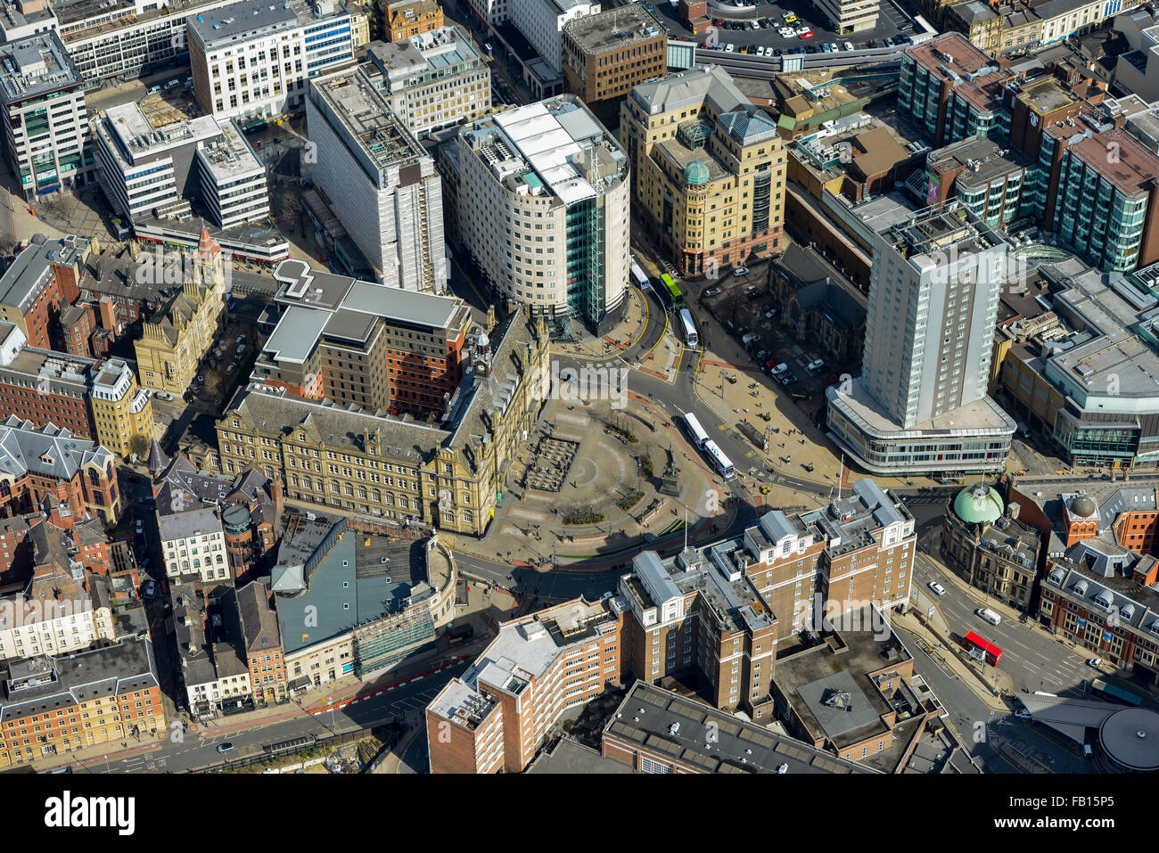 Una veduta aerea di City Square nel centro cittadino di Leeds, West Yorkshire Foto Stock